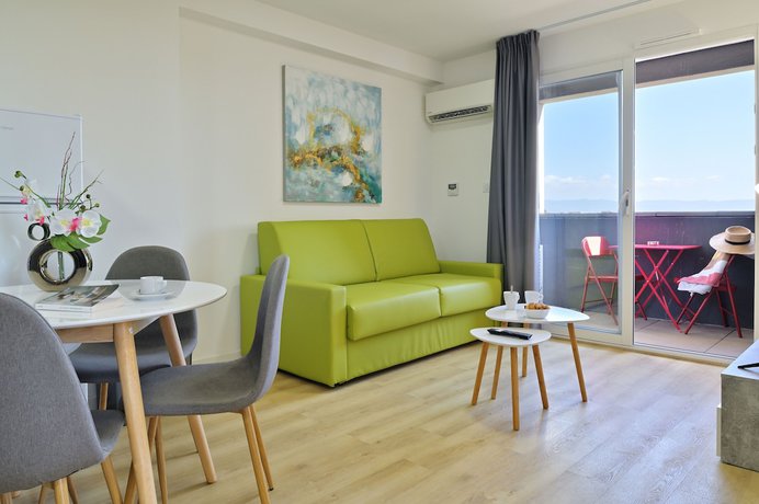 Imagen de la habitación del Hotel Résidence Easy Lodge. Foto 6