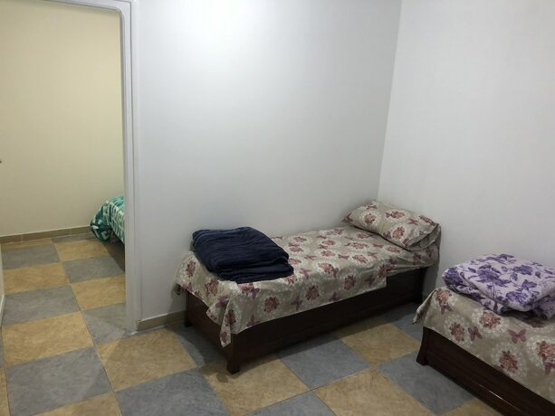 Imagen de la habitación del Hotel R&eacute;sidence Fort-de-l\'Eau. Foto 17