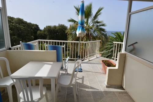 Imagen de la habitación del Hotel R&eacute;sidence Funtanella. Foto 8