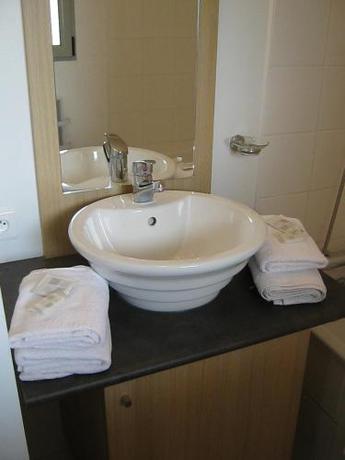 Imagen de la habitación del Hotel R&eacute;sidence Go&eacute;lia Aquaresort. Foto 6