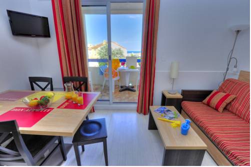 Imagen de la habitación del Hotel R&eacute;sidence Go&eacute;lia Le Grand Bleu. Foto 12