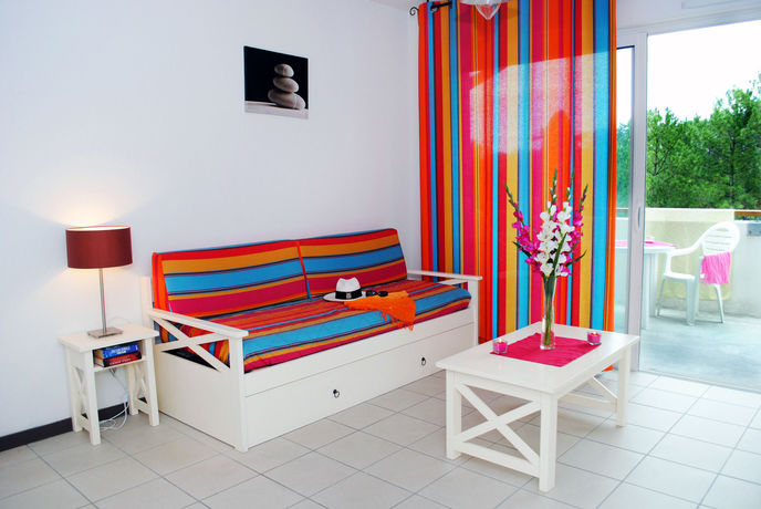 Imagen de la piscina del Hotel R&eacute;sidence Go&eacute;lia Les Terrasses De L'oc&eacute;an. Foto 14