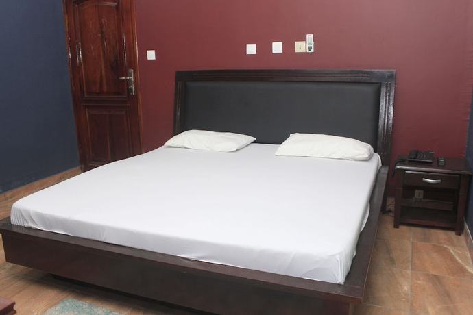 Imagen de la habitación del Hotel R&eacute;sidence H&ocirc;tel Phivare. Foto 2