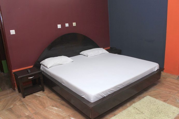 Imagen de la habitación del Hotel R&eacute;sidence H&ocirc;tel Phivare. Foto 3