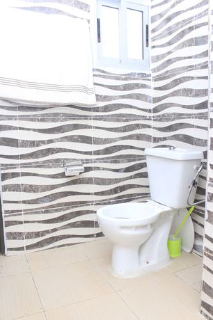 Imagen de la habitación del Hotel R&eacute;sidence H&ocirc;tel Phivare. Foto 5