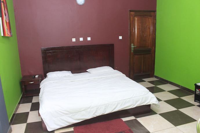 Imagen de la habitación del Hotel R&eacute;sidence H&ocirc;tel Phivare. Foto 6