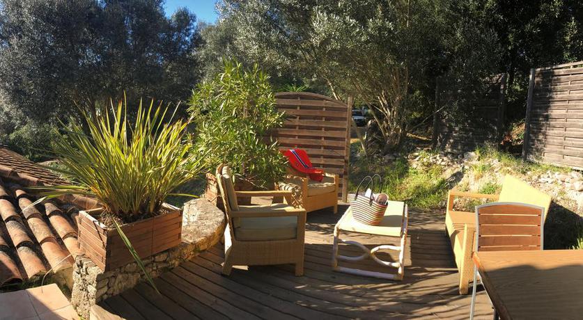 Imagen de los interiores del Hotel Résidence Hôtelière A Trama. Foto 6