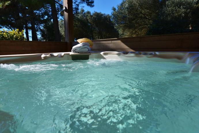 Imagen de los interiores del Hotel Résidence Hôtelière A Trama. Foto 7