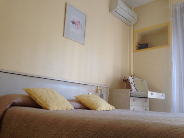 Imagen de la habitación del Hotel R&eacute;sidence H&ocirc;teli&egrave;re Chambord. Foto 9