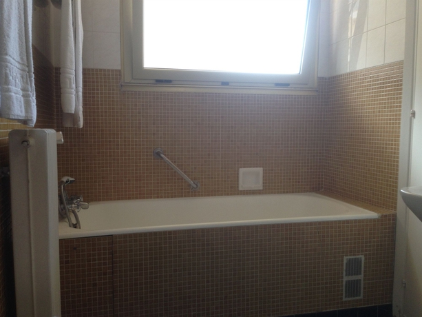 Imagen de la habitación del Hotel R&eacute;sidence H&ocirc;teli&egrave;re Chambord. Foto 10