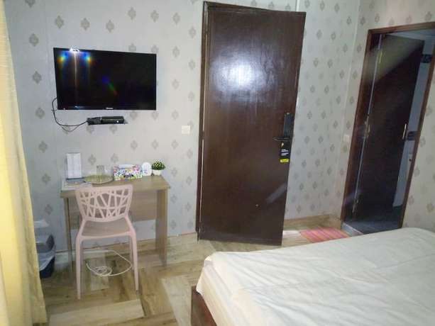 Imagen de la habitación del Hotel R&eacute;sidence H&ocirc;teli&egrave;re Olympus. Foto 7