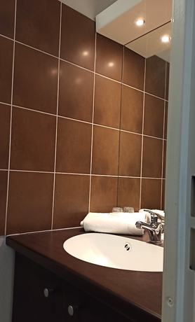 Imagen de la habitación del Hotel R&eacute;sidence H&ocirc;teli&egrave;re des Ondes. Foto 5