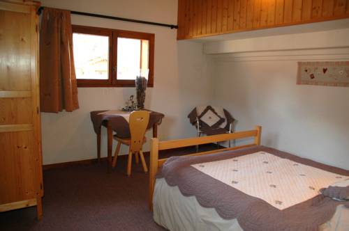 Imagen de la habitación del Hotel R&eacute;sidence La Cour. Foto 10