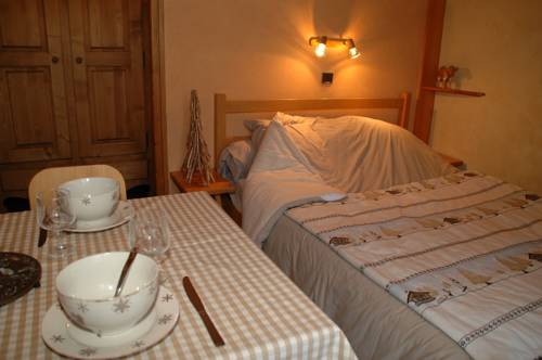 Imagen de la habitación del Hotel R&eacute;sidence La Cour. Foto 11