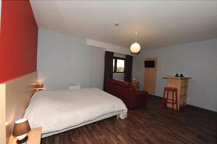 Imagen de la habitación del Hotel Résidence La Frégate, Le Havre. Foto 4