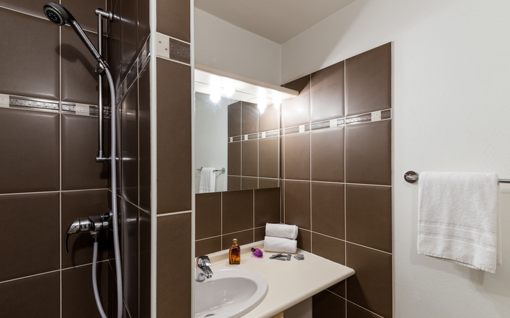 Imagen de la habitación del Hotel Résidence Lagrange Vacances L'ardoisière. Foto 4