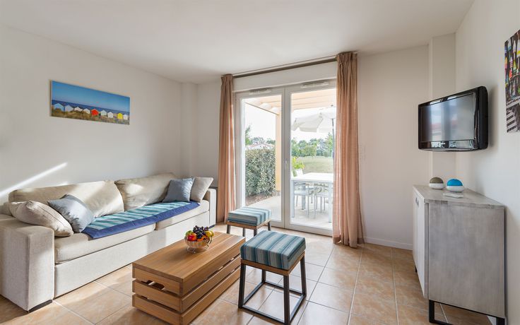 Imagen de los interiores del Hotel Résidence Lagrange Vacances Le Village De La Mer. Foto 10