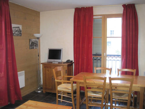 Imagen de la habitación del Hotel R&eacute;sidence Lagrange Vacances Les Arolles. Foto 9