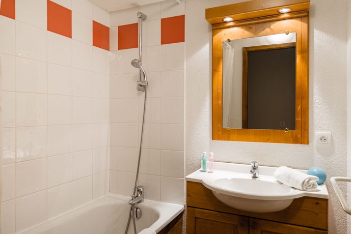 Imagen de la habitación del Hotel Résidence Lagrange Vacances Les Fermes De Samoëns. Foto 10