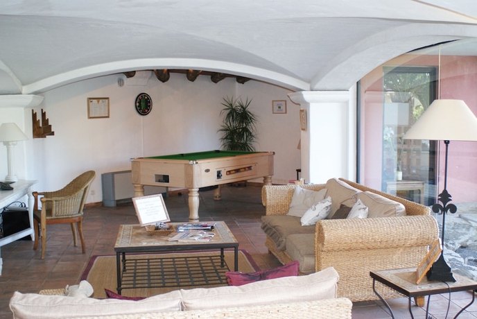 Imagen de los interiores del Hotel R&eacute;sidence Lagrange Vacances Port-marine. Foto 11