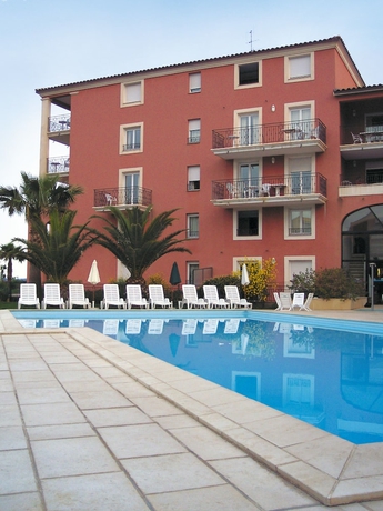 Imagen general del Hotel R&eacute;sidence Lagrange Vacances Port-marine. Foto 4