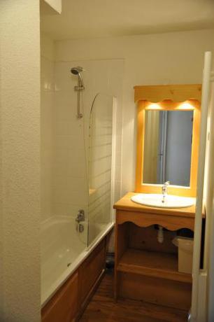 Imagen de la habitación del Hotel R&eacute;sidence Le Bois de la Reine, Besse-et-Saint-Anastaise. Foto 5