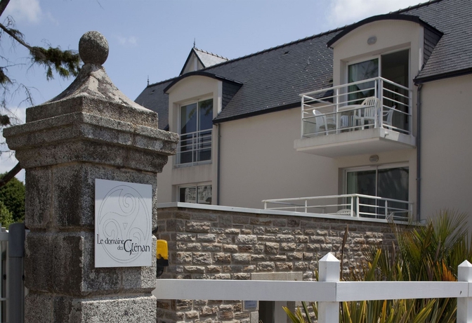 Imagen de los exteriores del Hotel R&eacute;sidence Le Domaine Des Gl&eacute;nan. Foto 7