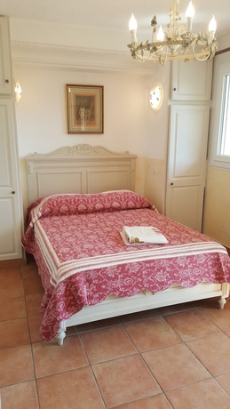 Imagen de la habitación del Hotel R&eacute;sidence Le Home. Foto 15