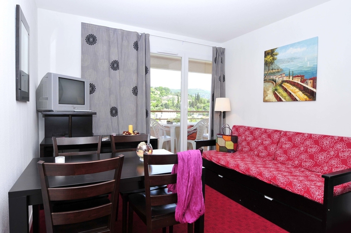 Imagen de los interiores del Hotel R&eacute;sidence Le Virginia By Popinns. Foto 17