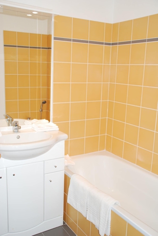 Imagen de la habitación del Hotel R&eacute;sidence Le Virginia By Popinns. Foto 12