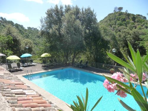 Imagen general del Hotel Résidence Les 3 Barbus. Foto 5