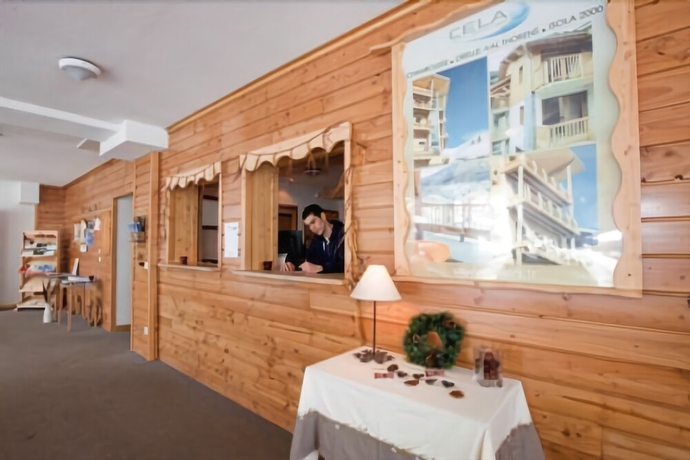 Imagen de los interiores del Hotel R&eacute;sidence Les Balcons Du Recoin. Foto 19