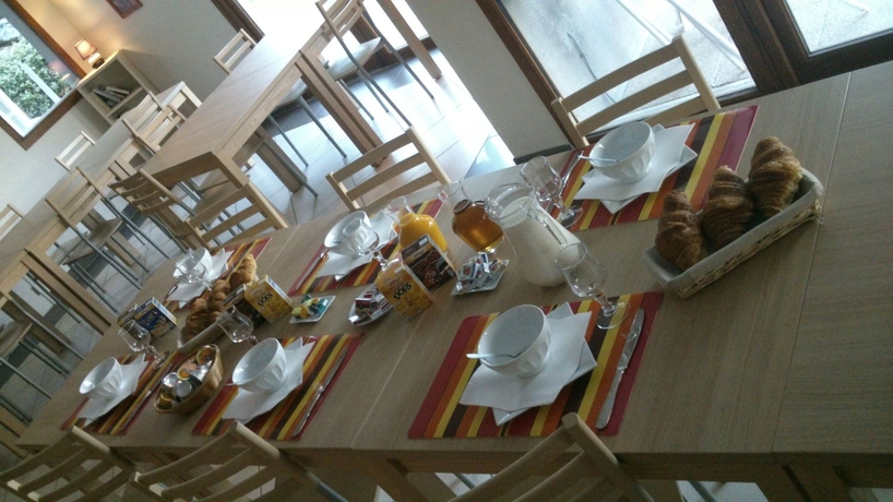 Imagen del bar/restaurante del Hotel Résidence Les Balcons de la Neste. Foto 7