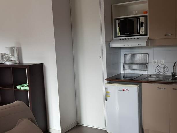 Imagen de la habitación del Hotel R&eacute;sidence Les Blanches Proven&ccedil;ales. Foto 15