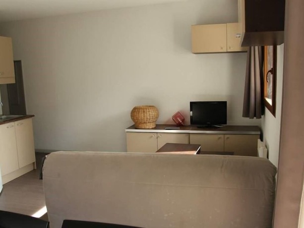 Imagen de la habitación del Hotel R&eacute;sidence Les Blanches Proven&ccedil;ales. Foto 16