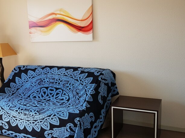 Imagen de la habitación del Hotel R&eacute;sidence Les Blanches Proven&ccedil;ales. Foto 19
