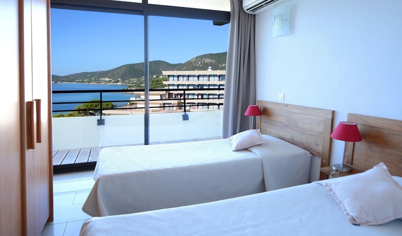 Imagen de la habitación del Hotel R&eacute;sidence Les Calanques, Ayacio. Foto 7