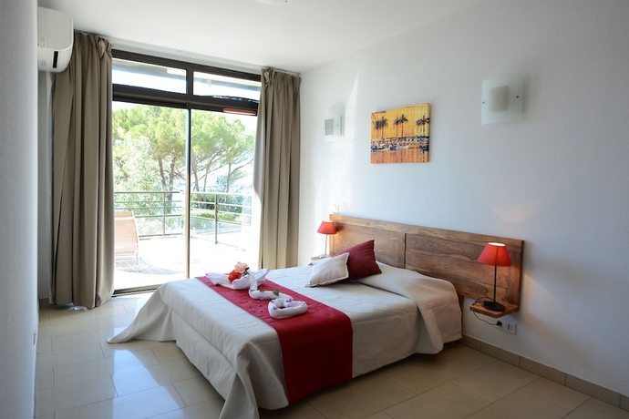 Imagen de la habitación del Hotel R&eacute;sidence Les Calanques, Ayacio. Foto 8