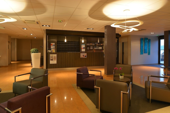 Imagen de los interiores del Hotel R&eacute;sidence Les Calanques, Ayacio. Foto 13