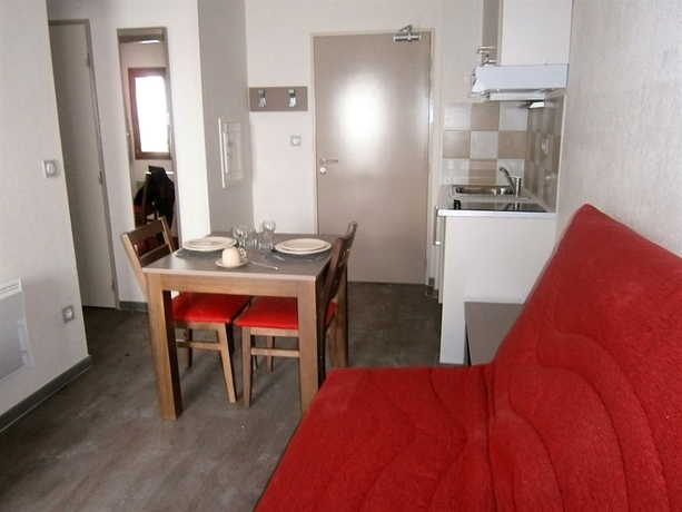 Imagen de los interiores del Hotel Résidence Les Chalets De L'isard - Vacancéole. Foto 13