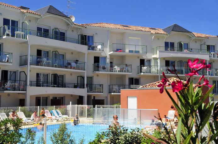 Imagen de los interiores del Hotel R&eacute;sidence Les Jardins De L'amiraut&eacute; - Vacanc&eacute;ole. Foto 13