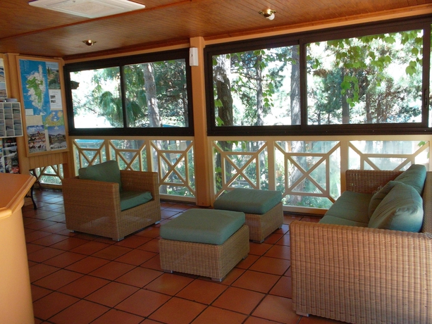 Imagen de los interiores del Hotel R&eacute;sidence Les Pins. Foto 13