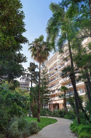 Imagen de los exteriores del Hotel Résidence Les Rivages Du Parc Pierre and Vacances. Foto 8