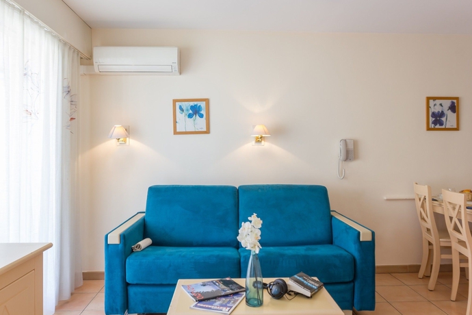 Imagen de los interiores del Hotel Résidence Les Rivages Du Parc Pierre and Vacances. Foto 13