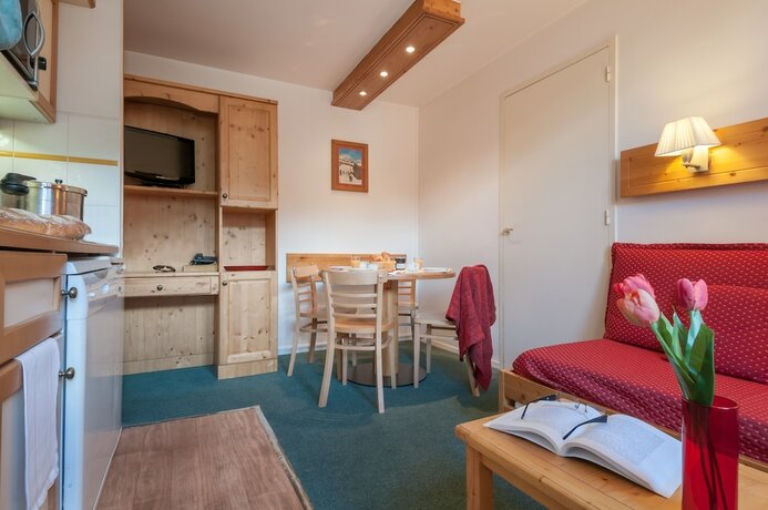 Imagen de la habitación del Hotel R&eacute;sidence Maeva Le Peillon. Foto 19