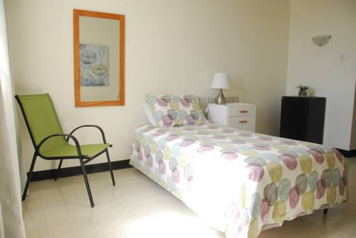 Imagen general del Hotel Résidence Maria Goretti - Women Only. Foto 1