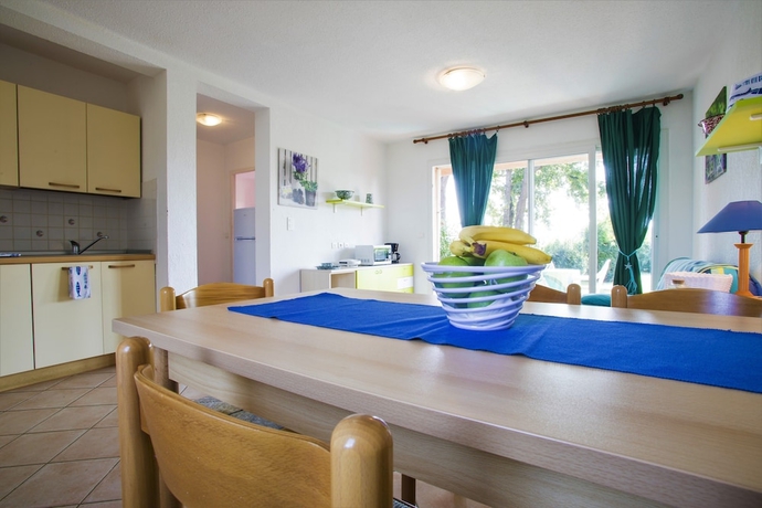 Imagen de la habitación del Hotel R&eacute;sidence Marina Corsa. Foto 12