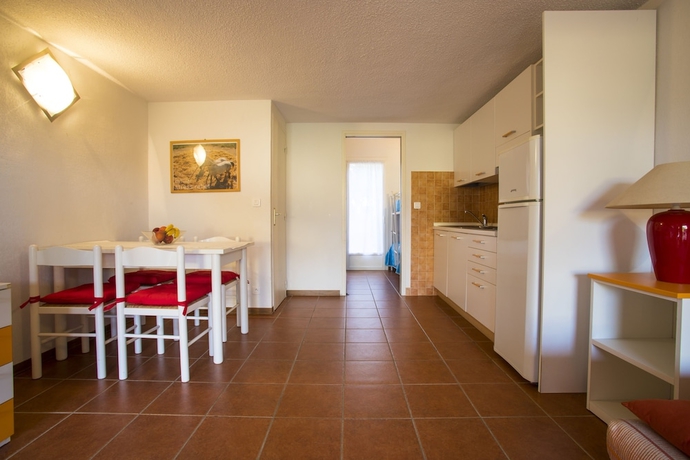 Imagen de la habitación del Hotel R&eacute;sidence Marina Corsa. Foto 15