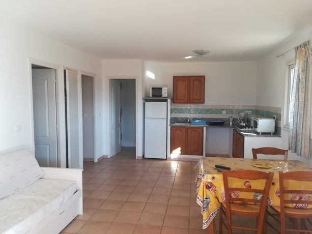 Imagen de la habitación del Hotel R&eacute;sidence Marina Di A Testa. Foto 4
