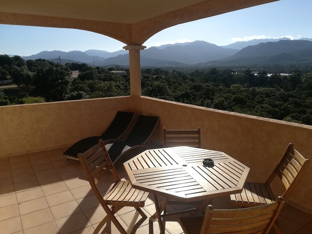 Imagen de la habitación del Hotel R&eacute;sidence Marina Di A Testa. Foto 10